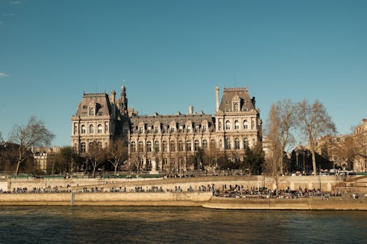 Tenue de ville: betekenis en kledingkeuze uitgelegd