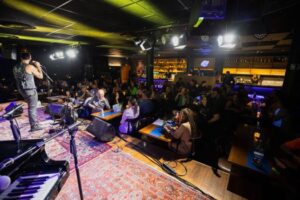 Uit eten met live muziek in Noord-Holland? Hier wil je reserveren