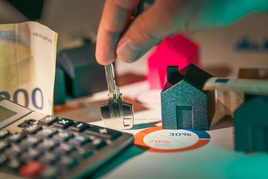 Huizenkopers in Noord-Holland vergelijken hypotheekrentes met Amsterdam op de achtergrond